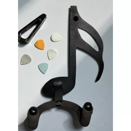 Wieszak gitarowy w kształcie nuty – ręcznie wykonany ze stali